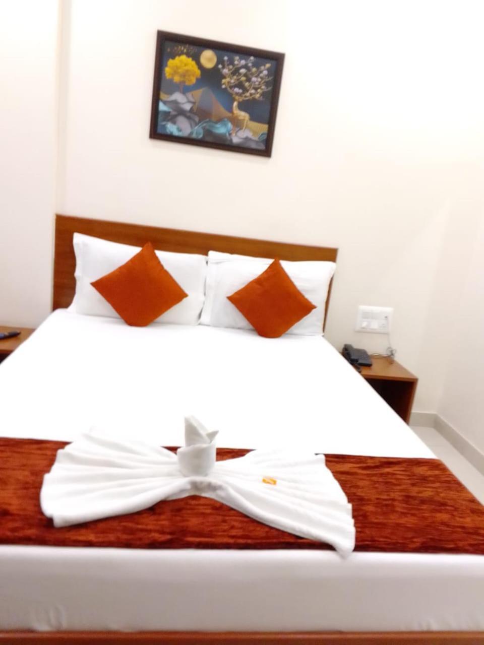 Mulberry Inn บังกาลอร์ ภายนอก รูปภาพ