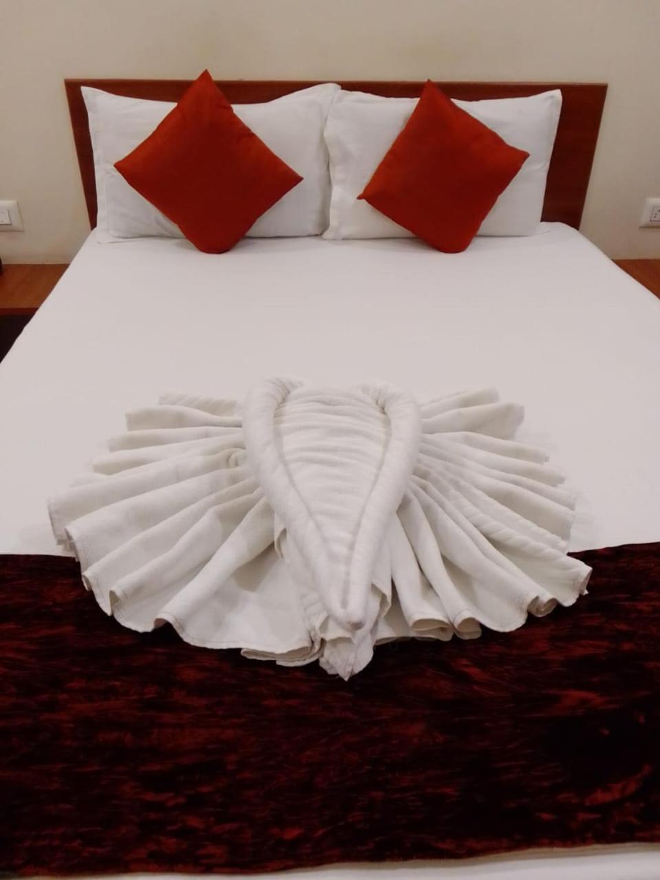 Mulberry Inn บังกาลอร์ ภายนอก รูปภาพ